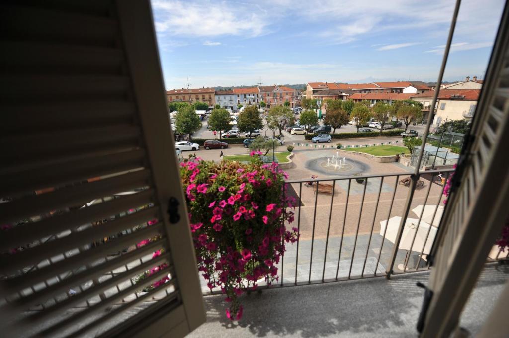 Casa Americani Montà Szoba fotó